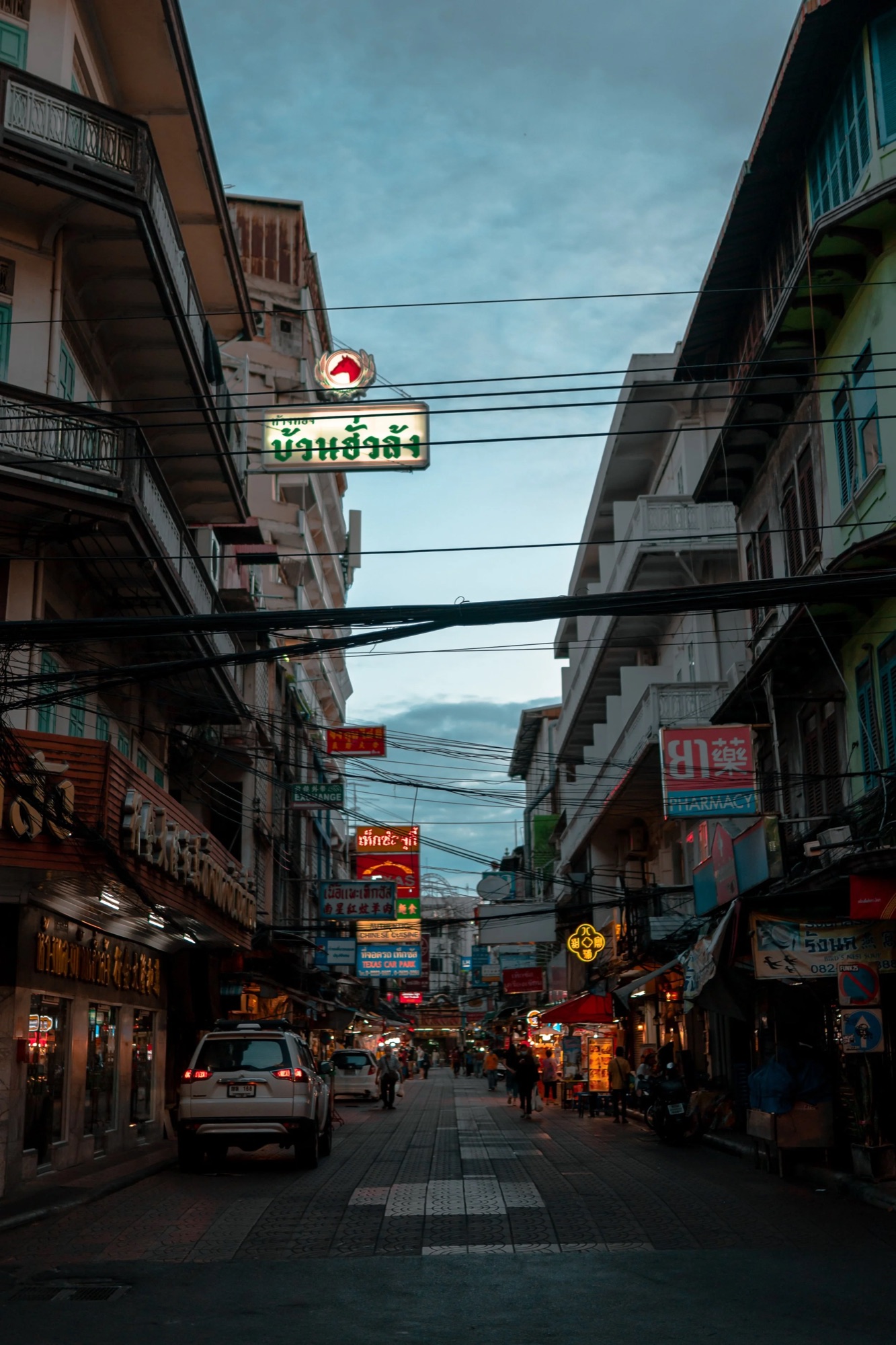 spenser-sembrat-nQJ-j0FvafM-unsplash.jpg