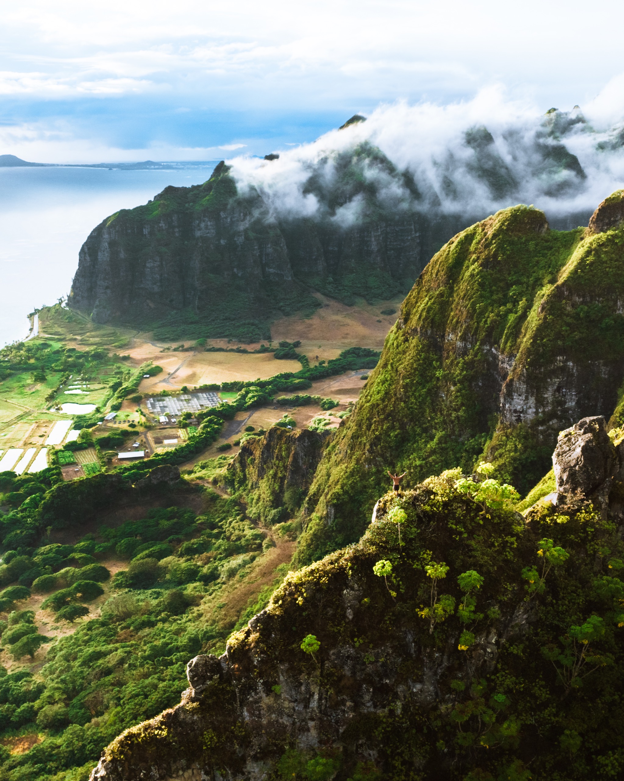 Aerial photograph of Hawaii by Spenser Sembrat